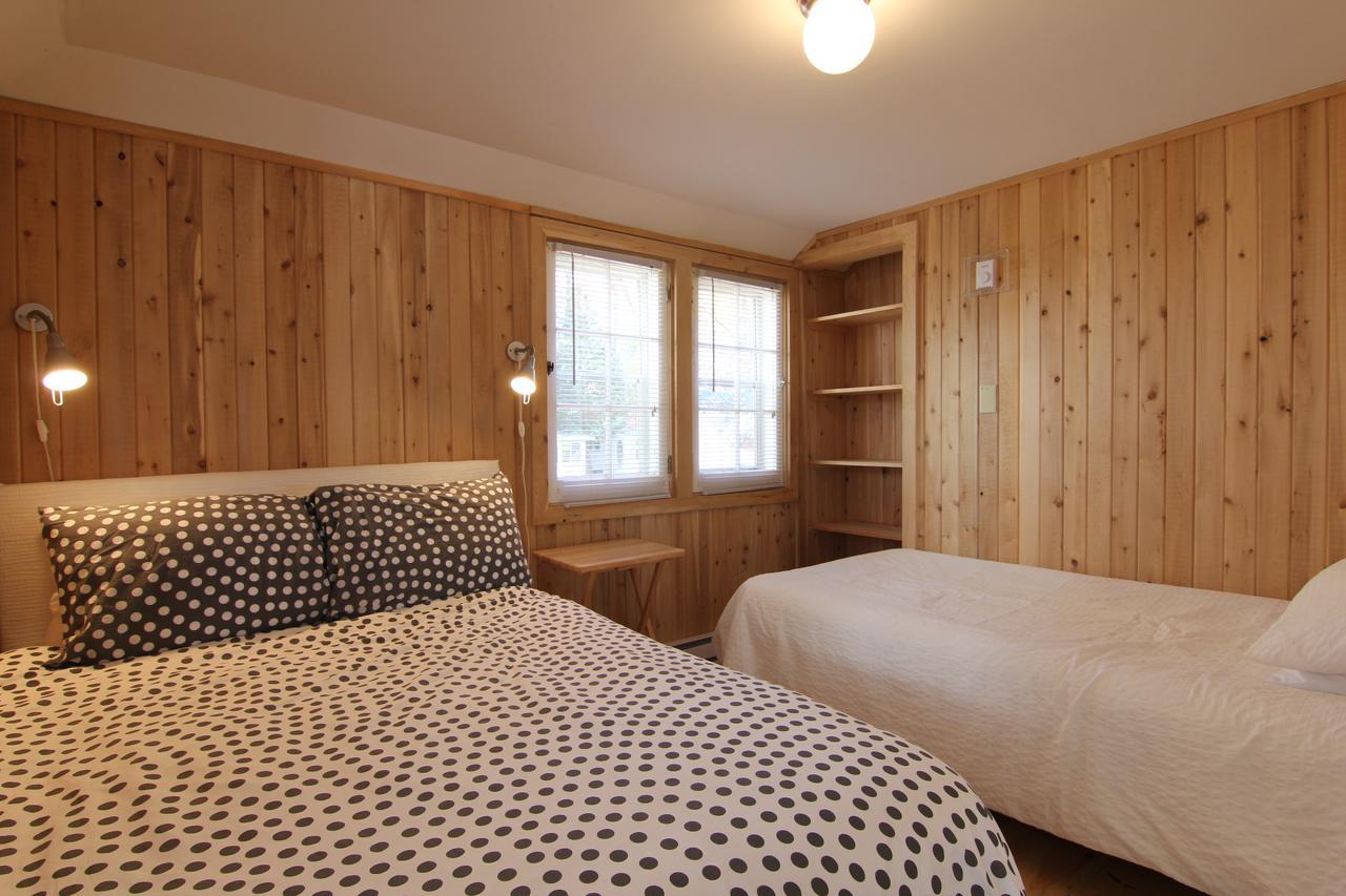 Birch Cliff Lodge On Baptiste Lake Highland Grove Экстерьер фото